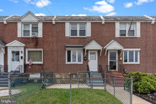 814 4th Ave, BRISTOL, PA, 19007-3224 | Card Image