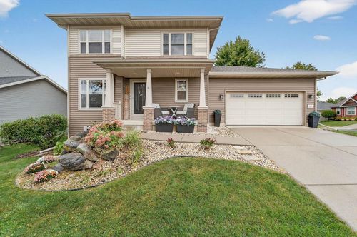 2610 Koshkonong Way, Sun Prairie, WI, 53590-7060 | Card Image
