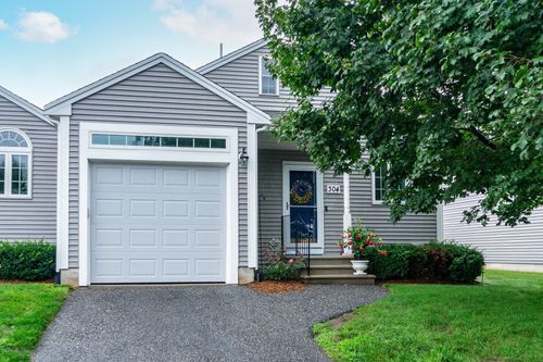 304-304 Village Ln, Bellingham, MA, 02019-1138 | Card Image