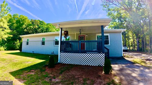 67 Glover Cir, Newnan, GA, 30263-4502 | Card Image