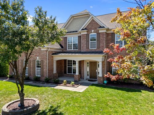 313 Alliance Cir, Cary, NC, 27519-5528 | Card Image