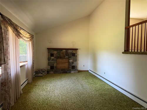 715 Stony Ford Rd, Middletown, NY, 10941-3901 | Card Image