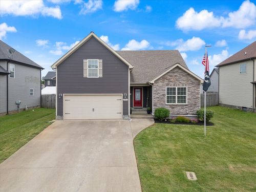 3782 Tradewinds Ter, Clarksville, TN, 37040-6303 | Card Image