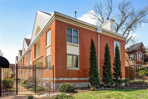 apt-5-4328 Maryland Ave, Saint Louis, MO, 63108-2776 | Card Image