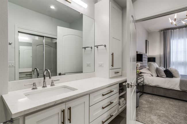 APT-220 - 3225 Turtle Creek Blvd, Condo with 2 bedrooms, 2 bathrooms and null parking in Dallas TX | Image 15