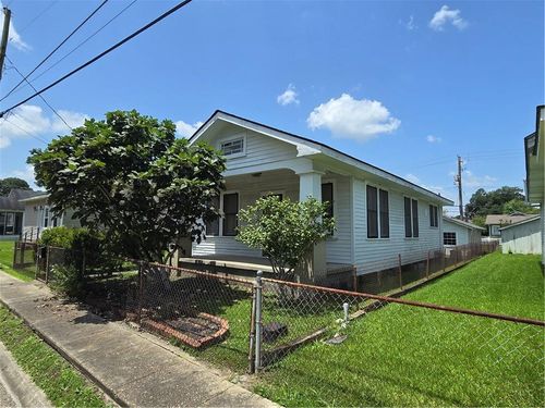 349 Saint Charles St, Norco, LA, 70079-2357 | Card Image