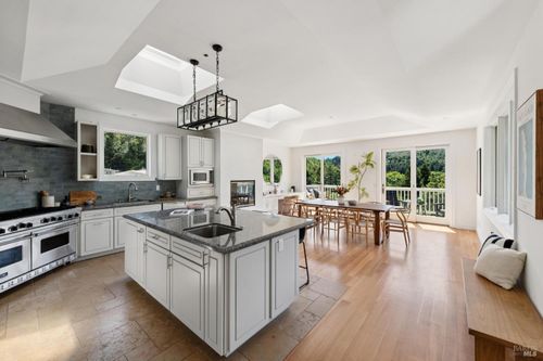 115 Piper Ln, Fairfax, CA, 94930-1000 | Card Image