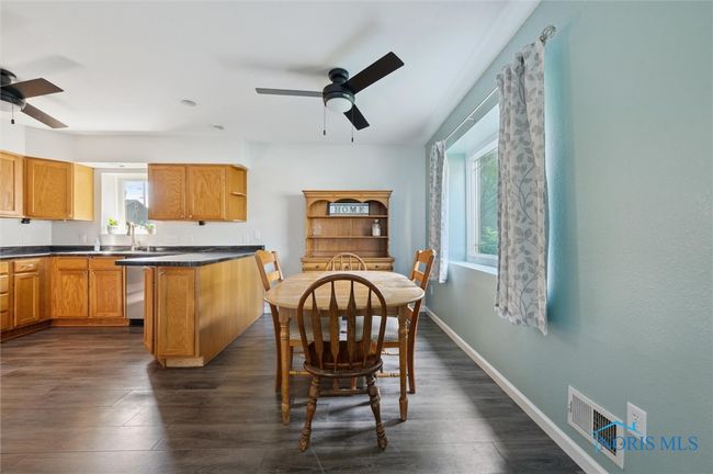 10823 Lucas St, House other with 3 bedrooms, 2 bathrooms and 1 parking in Whitehouse OH | Image 12