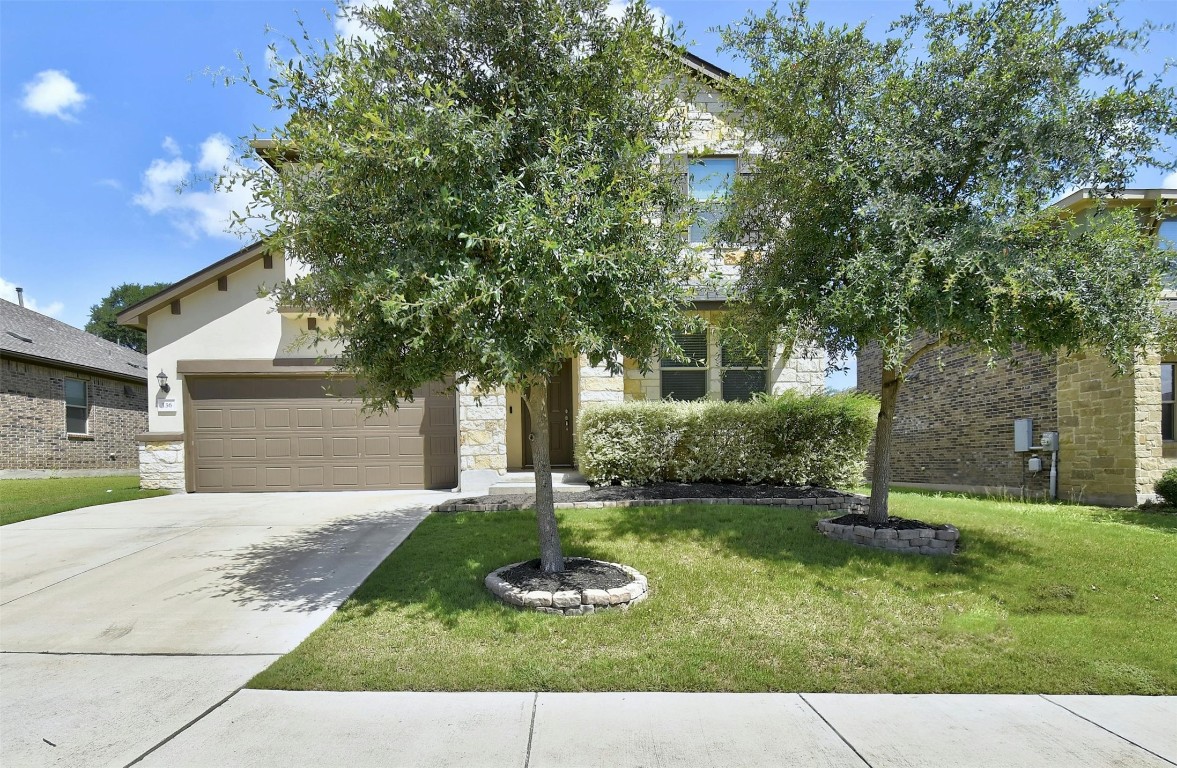 Mary Max Cir, San Marcos, TX 78666