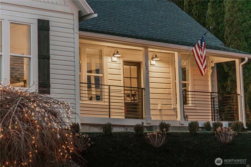 112 Avenue A, Snohomish, WA, 98290-2926 | Card Image