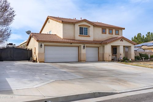 1616 Thomas Drive, Lancaster, CA, 93535 | Card Image