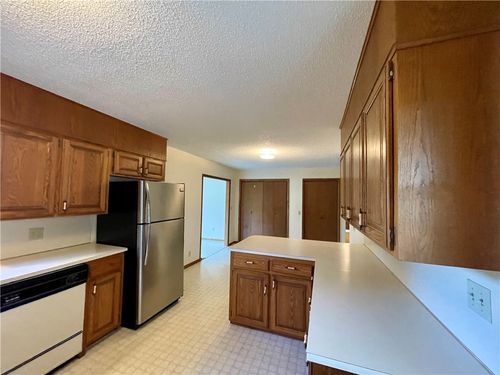 108 Cedar Hts, Huntsville, AR, 72740-9618 | Card Image