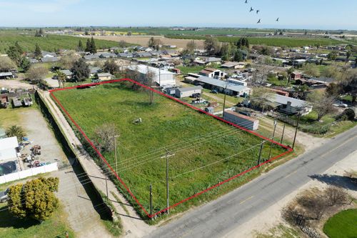 16834 Letteau Ave, Delhi, CA, 95315-9539 | Card Image