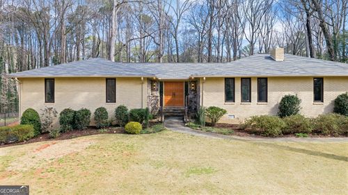 5666 Redcoat Run, Stone Mountain, GA, 30087-1641 | Card Image