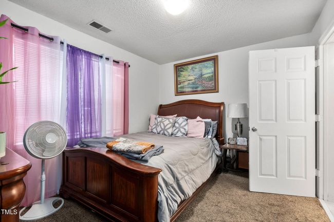 Unit B Bedroom | Image 11