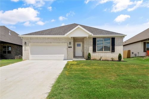 720 W Murfield Dr, Cave Springs, AR, 72718 | Card Image