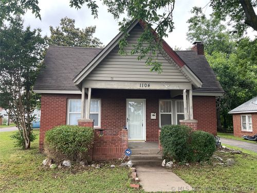 1104 Gary Pl, Tulsa, OK, 74110-5138 | Card Image