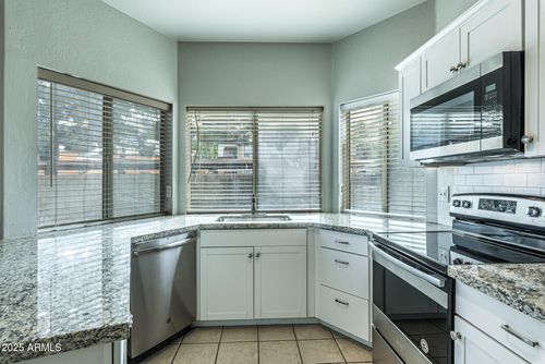 4641 E Towne Ln, Gilbert, AZ, 85234-7445 | Card Image