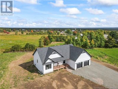 6 Gary Rd, House other with 3 bedrooms, 3 bathrooms and null parking in Steeves Mountain NB | Image 2