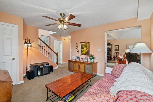 6422 Jefferson Pointe Cir, Condo with 2 bedrooms, 3 bathrooms and 2 parking in Jefferson Hills PA | Image 16