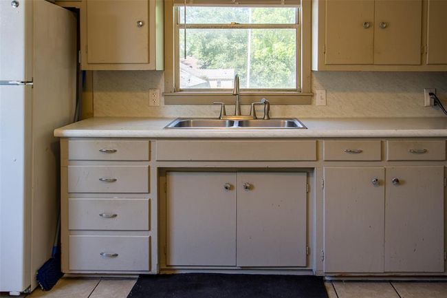 711 E Sixth St, House other with 3 bedrooms, 2 bathrooms and 3 parking in Brenham TX | Image 23
