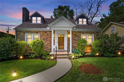 24 Peach Orchard Rd, Oakwood, OH, 45419-2551 | Card Image
