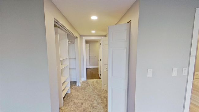 Bedroom Suite Closet | Image 32