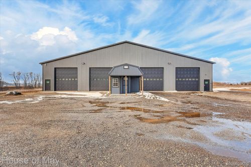 8635 Sterling Heights Dr, Clarksville, MI, 48815-9802 | Card Image