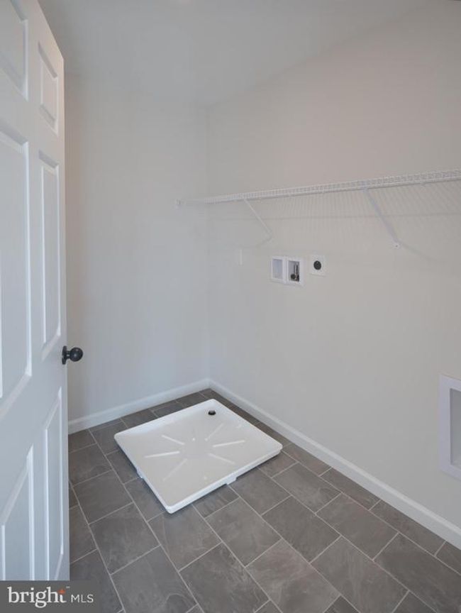 232 W Side Dr, House other with 4 bedrooms, 4 bathrooms and null parking in LITITZ PA | Image 9