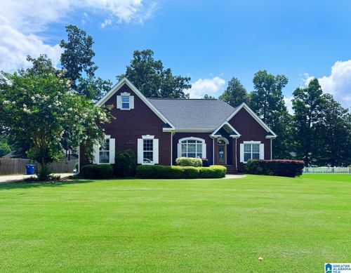 97 Faulkner Dr, Anniston, AL, 36207-8619 | Card Image