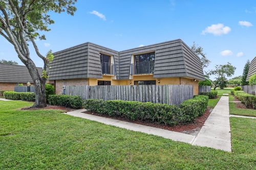 1023 10th Way, West Palm Beach, FL, 33407-6619 | Card Image