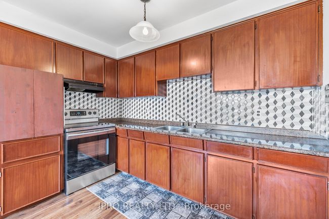 433457 4 Th Line, Home with 6 bedrooms, 3 bathrooms and 20 parking in Amaranth ON | Image 9