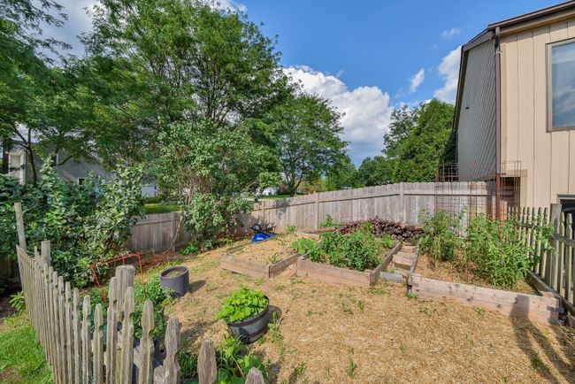 370 Westhaven Cir, House other with 4 bedrooms, 3 bathrooms and 2 parking in Geneva IL | Image 28