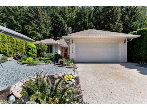 21454 Richmond Drive, Hope, BC, V0X1L1 | Card Image
