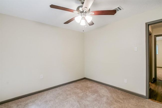 24615 Wilderness Rd, House other with 3 bedrooms, 2 bathrooms and 2 parking in Spring TX | Image 15