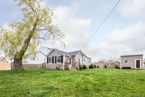 24 Blue Point Rd, Mastic Beach, NY, 11951-6808 | Card Image