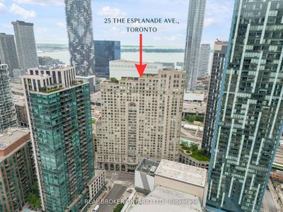 2113 - 25 The Esplanade, Condo with 1 bedrooms, 2 bathrooms and null parking in Toronto ON | Image 1