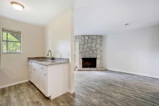 APT-103 - 4307 S 1 St St, Condo with 1 bedrooms, 1 bathrooms and 2 parking in Austin TX | Image 8