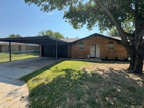 6420 Perdido Dr, Watauga, TX, 76148-2841 | Card Image
