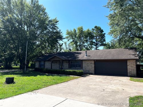 619 W 4th St, Skiatook, OK, 74070-1309 | Card Image