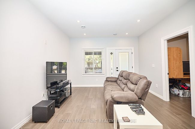 2 Fairburn Ave, House other with 3 bedrooms, 1 bathrooms and 3 parking in Saint Catharines ON | Image 11