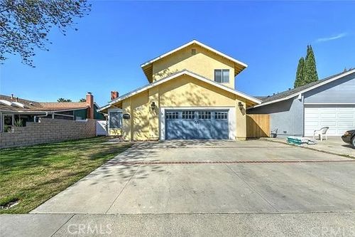 14911 Doheny Cir, Irvine, CA, 92604-2359 | Card Image