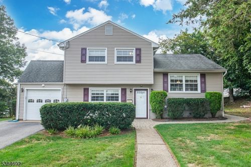 195 Princeton Ave, Wharton, NJ, 07885-2564 | Card Image