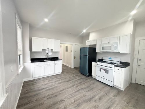 2-92 Main St, Malden, MA, 02148-6901 | Card Image
