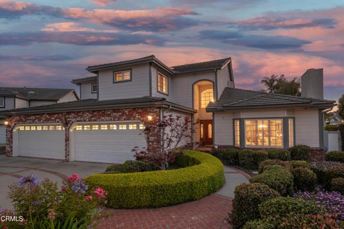 131 Cleveland Ct, Ventura, CA, 93003-2545 | Card Image