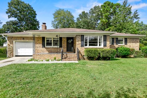 137 Ravenell St, Moncks Corner, SC, 29461-3836 | Card Image