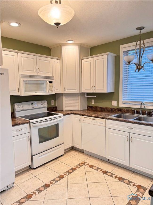 1226 Bellaire Ave, House other with 3 bedrooms, 2 bathrooms and 2 parking in Bryan OH | Image 9