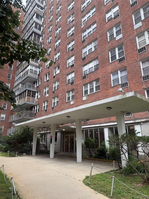 6k-138-10 Franklin Ave, Flushing, NY, 11355-3305 | Card Image