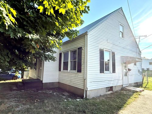 106 Price Ct, Lancaster, KY, 40444-8996 | Card Image