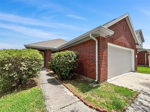 4311 Amaryllis Ave, Baytown, TX, 77521-5528 | Card Image